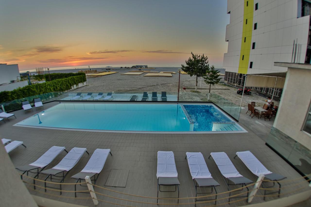 Jijo'S Hotel Mamaia Eksteriør bilde