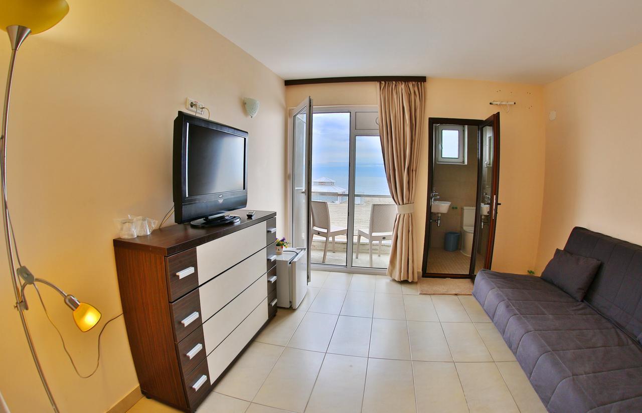 Jijo'S Hotel Mamaia Eksteriør bilde